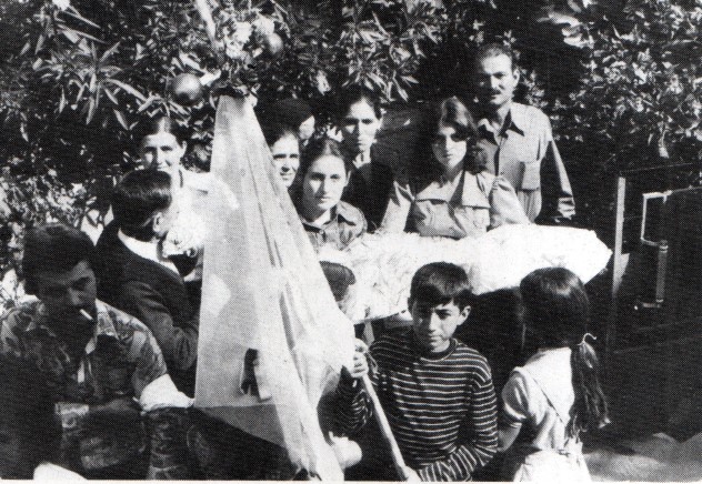 18. Δίο Πιερίας. Το φλάμπουρο έτοιμο. 18. Δίο Πιερίας. Το φλάμπουρο έτοιμο.