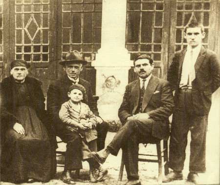 Οι αδελφοί Γιάννης και Μιλτιάδης Μανάκια